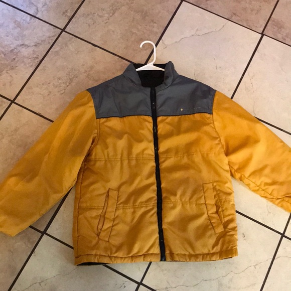 Winter coat - Picture 3 of 5